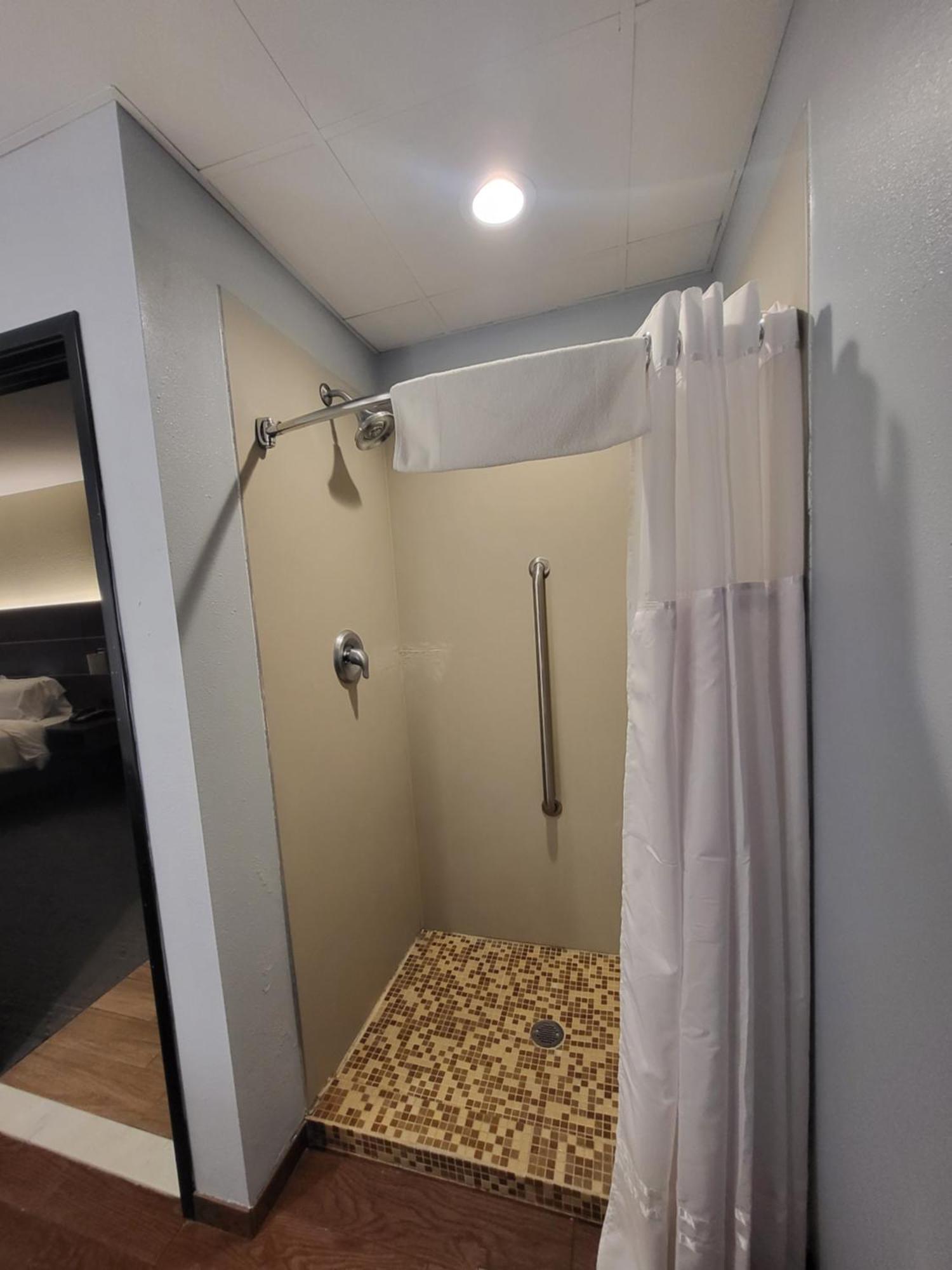 Route 66 Inn & Suites Miami Eksteriør bilde